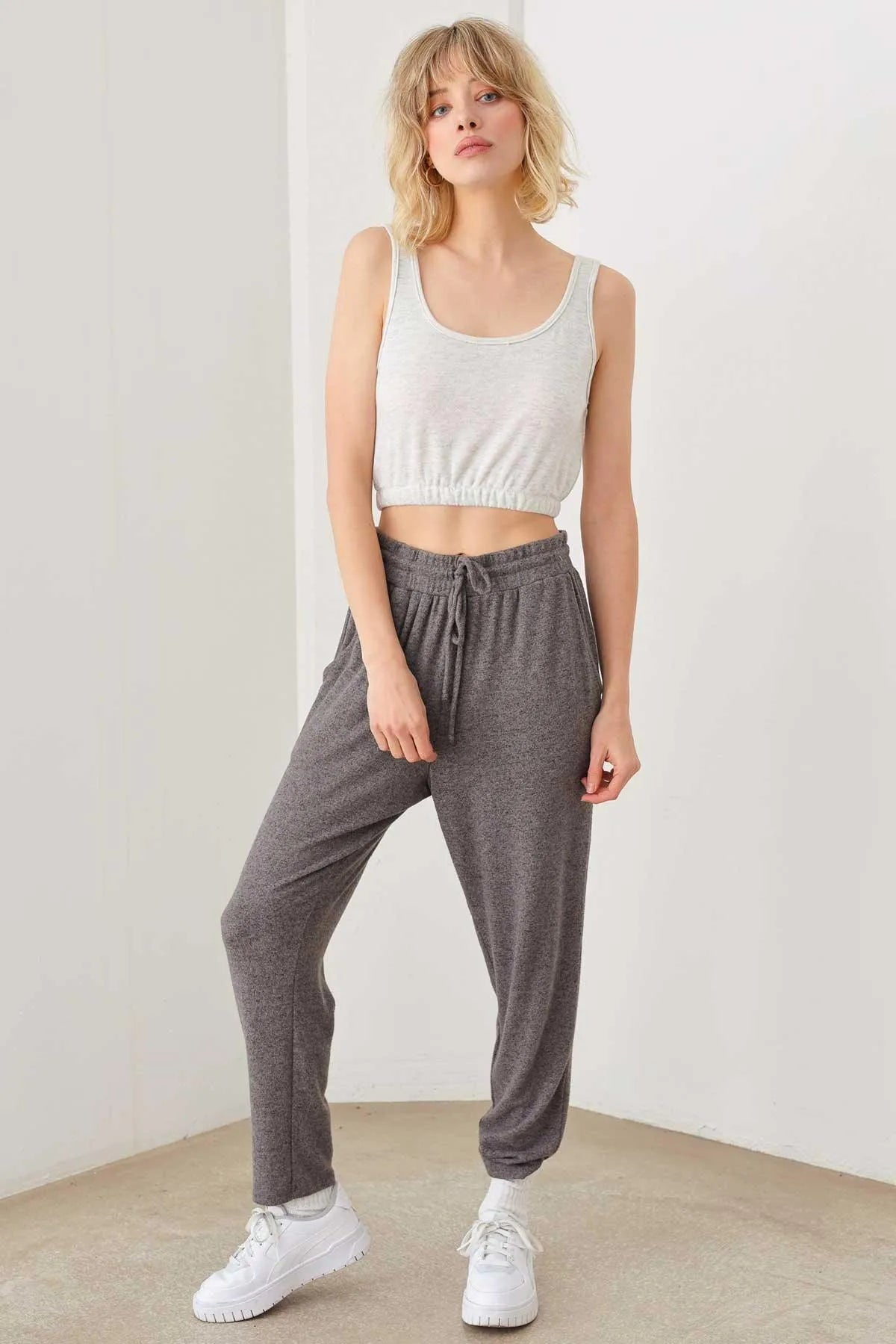 Active Elastic Waist Band Sleeveless Cropped Tank Top - Tasha Apparel Wholesale