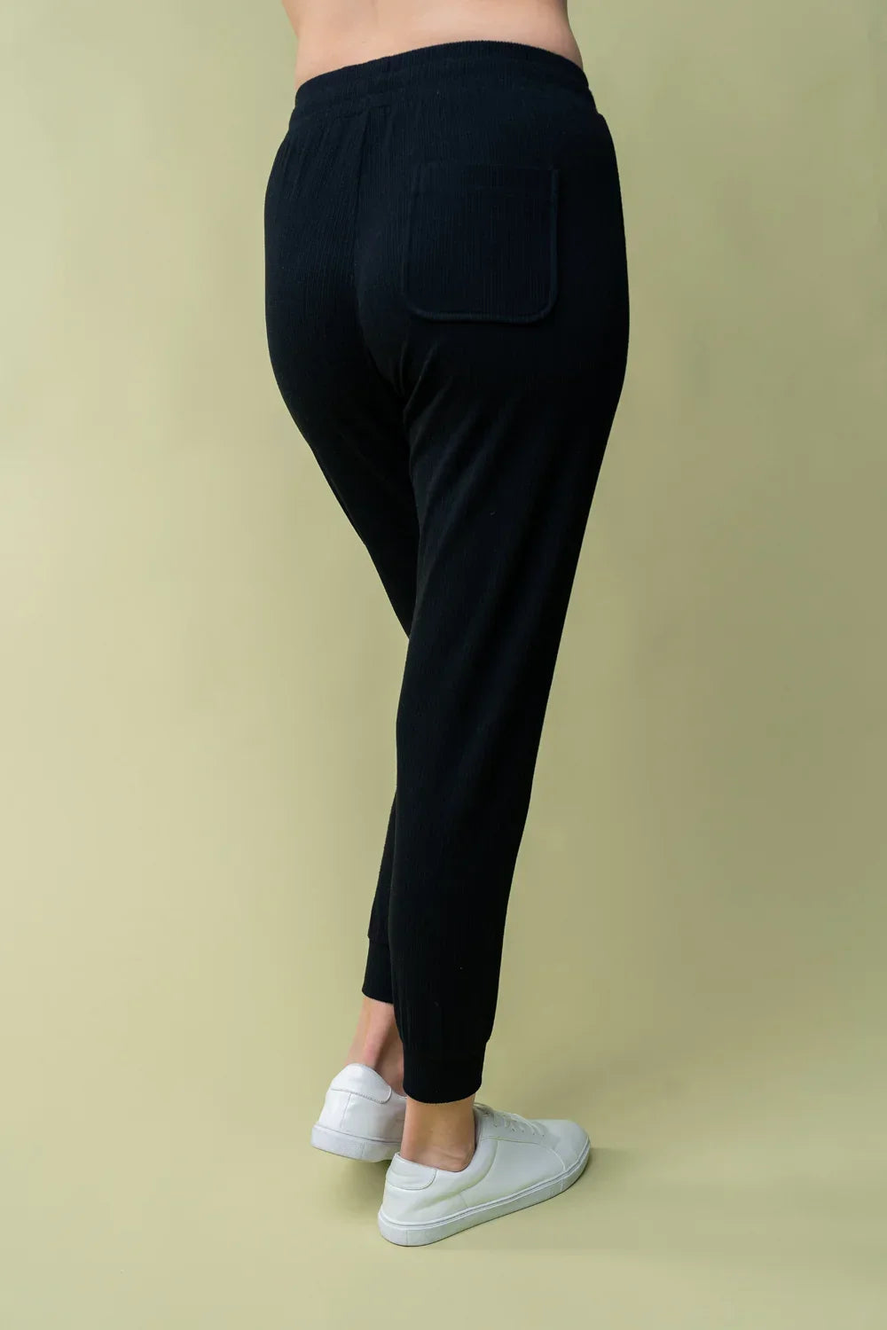 Ribbed Knit with Pockets Elastic Waist Tapered Leg Loungewear Jogger Pants - Tasha Apparel Wholesale