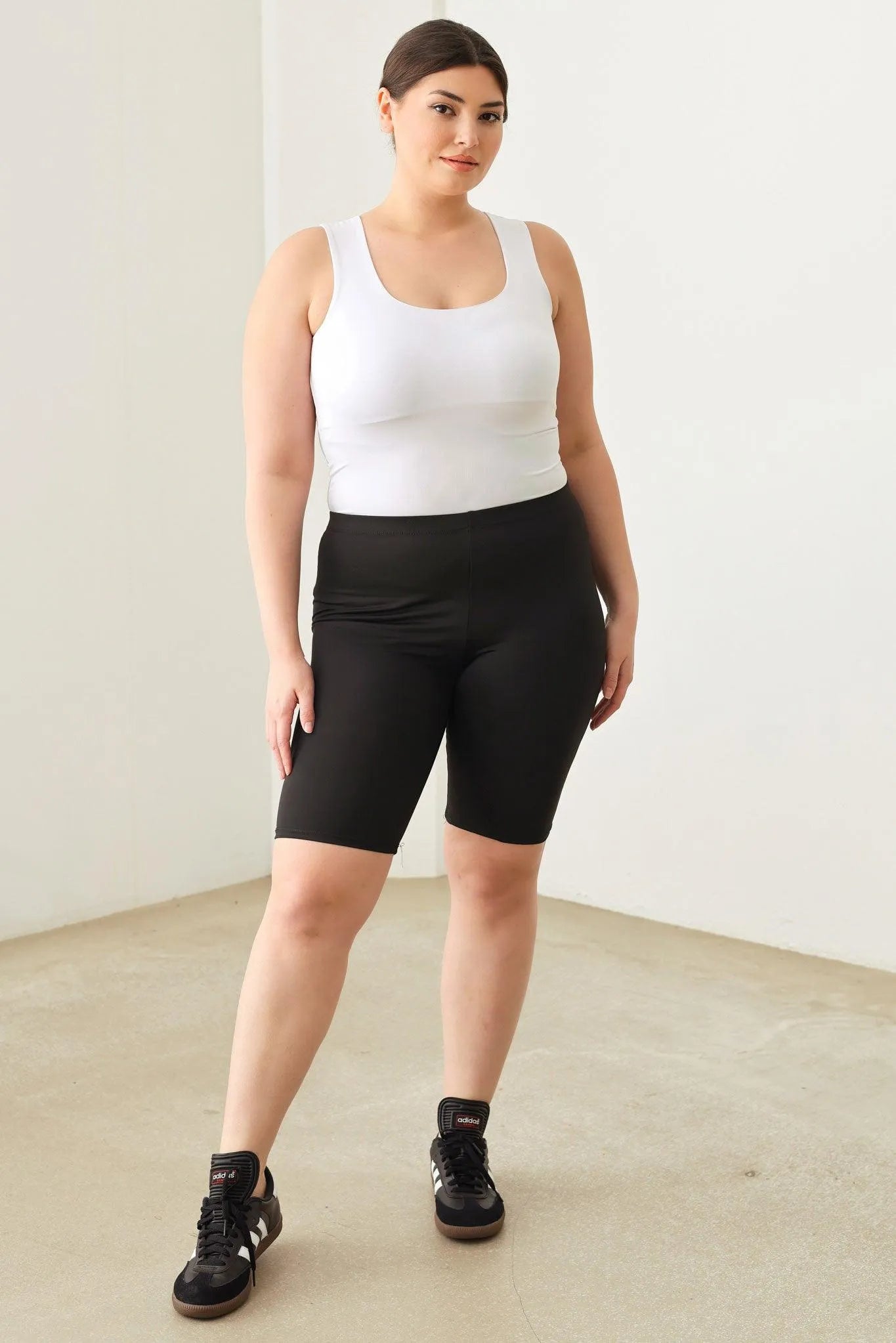 Wholesale Plus Size Knee Length Basics Activewear Yoga Shorts