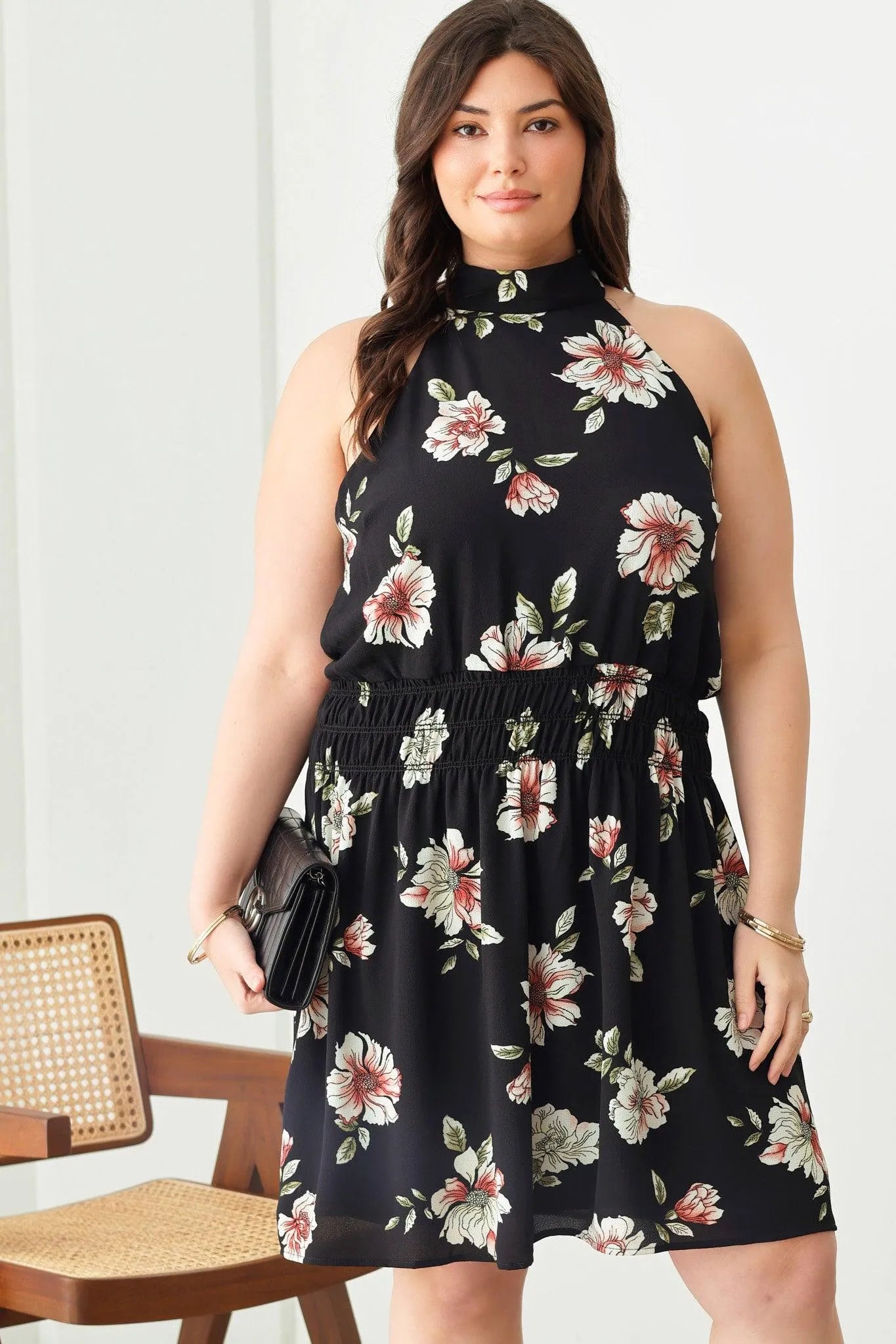 Plus Size Floral Print Knee Length Sleeveless Halter Dress Plus Size Floral Print Knee Length Sleeveless Halter Dress