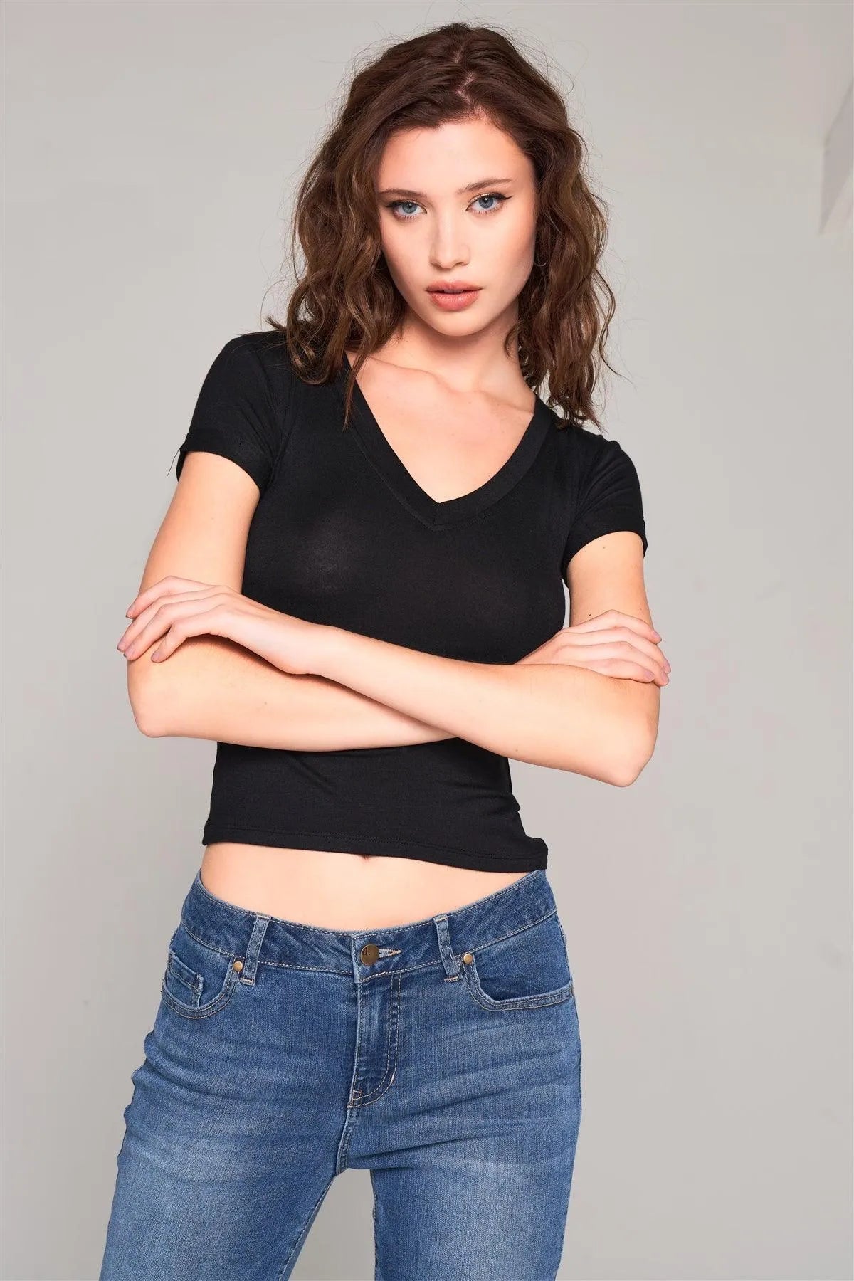Black Basic Short Sleeve V-Neck Fitted Tee /2-2-2 - Tasha Apparel Wholesale