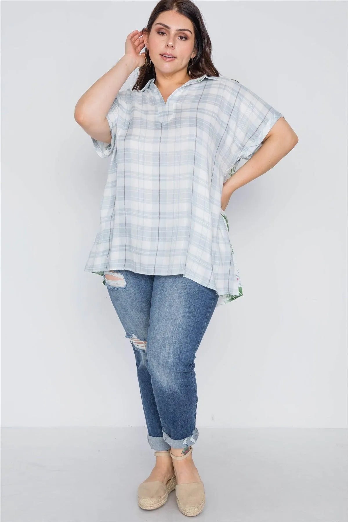 Junior Plus Size Denim Grey Combo Plaid Floral Sort Sleeve Top /2-2-2 - Tasha Apparel Wholesale