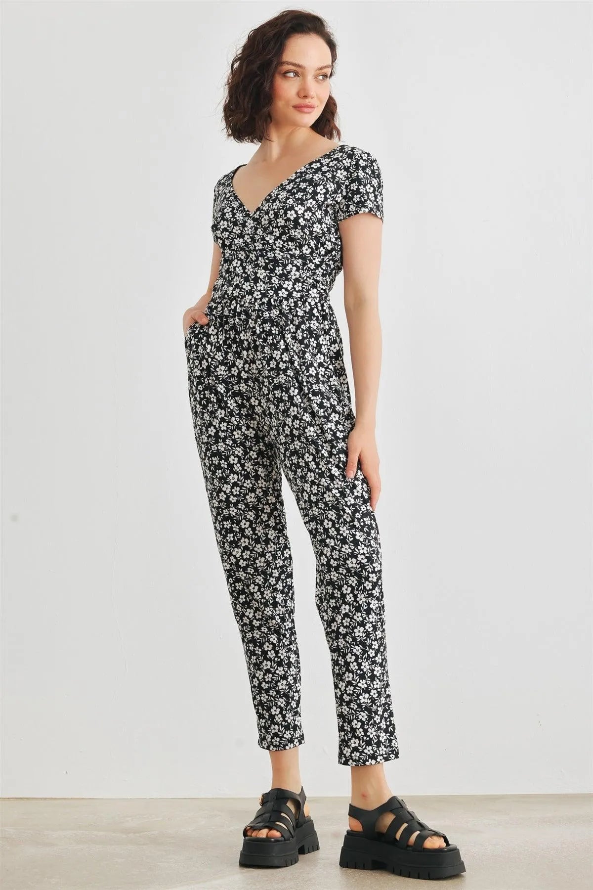 Black & White Floral Wrap Neck & Back Short Sleeve Two Pocket Jumpsuit /2-2-2 - Tasha Apparel Wholesale
