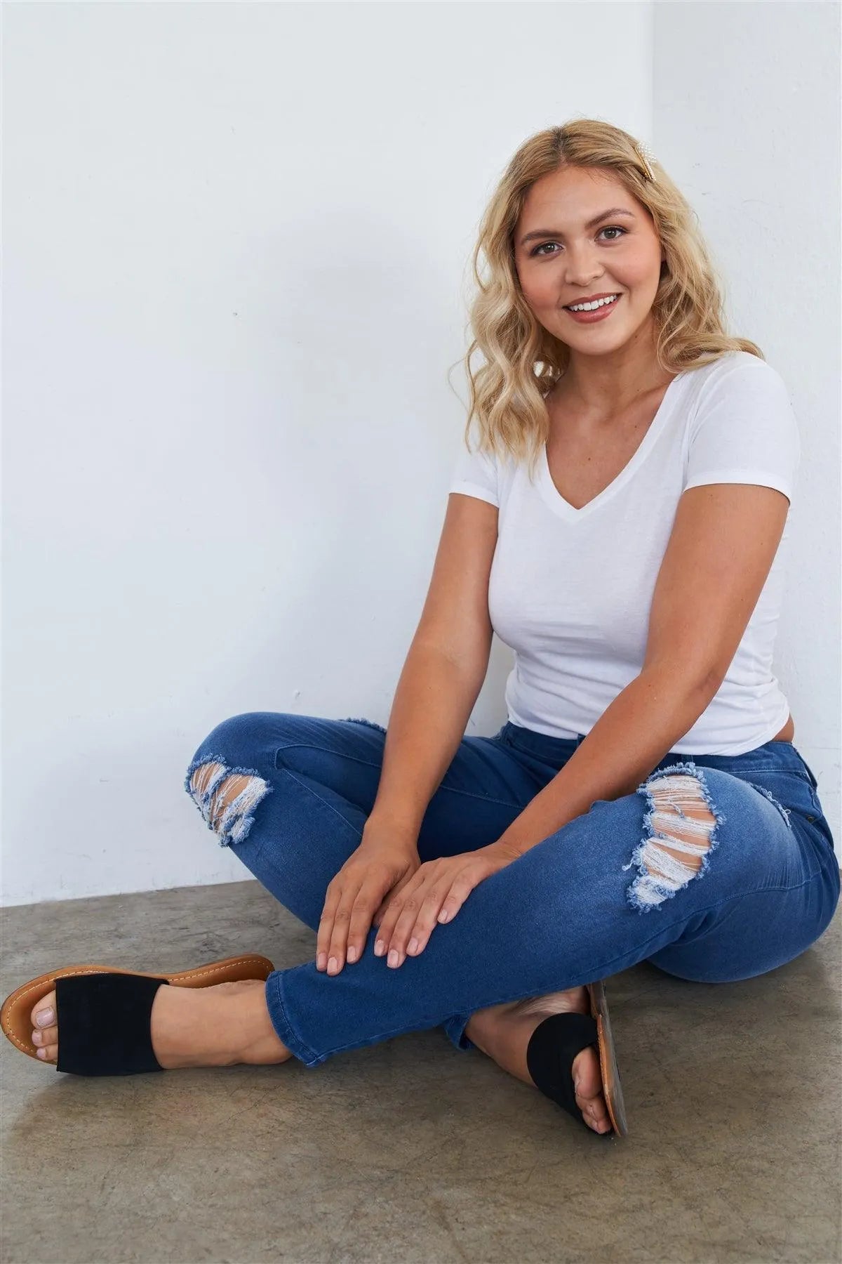 Junior Plus Size Dark Blue Ripped Pants /1-2-3-3-2-1 - Tasha Apparel Wholesale