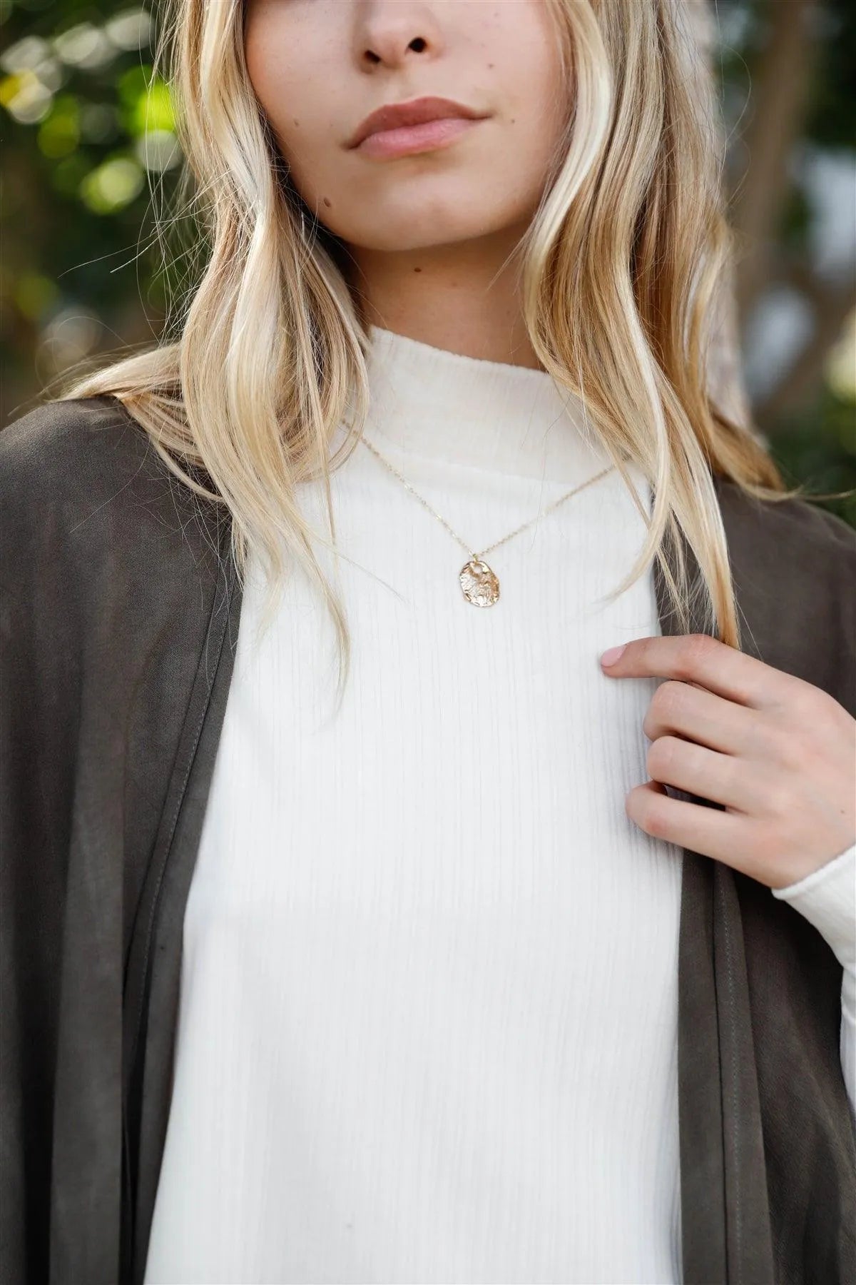 Gold Irregular Vintage Geometry Pendant Necklace - Tasha Apparel Wholesale