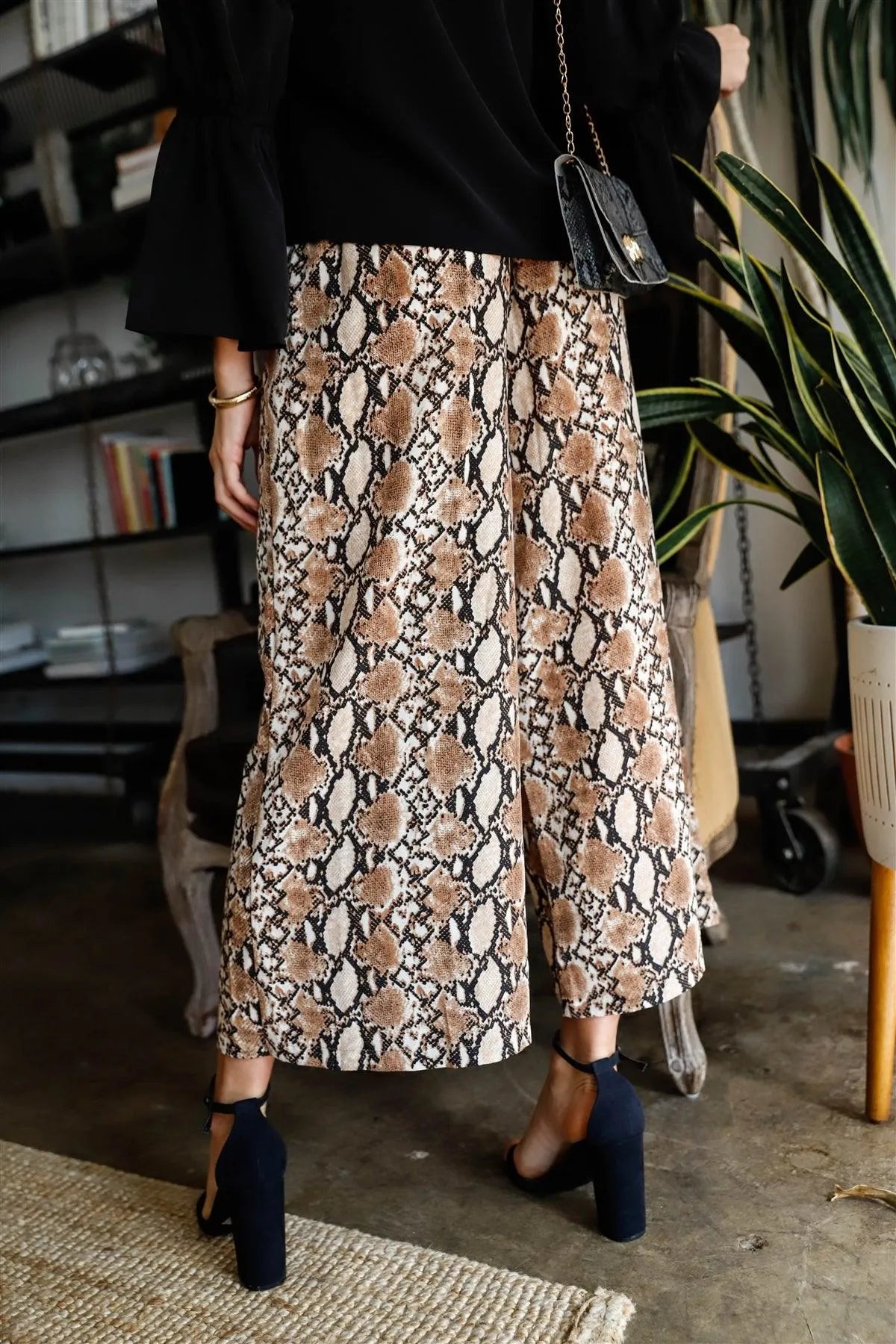Khaki Multi Color Snake Print Wide Culotte Pants /1-2-1-1-1 - Tasha Apparel Wholesale
