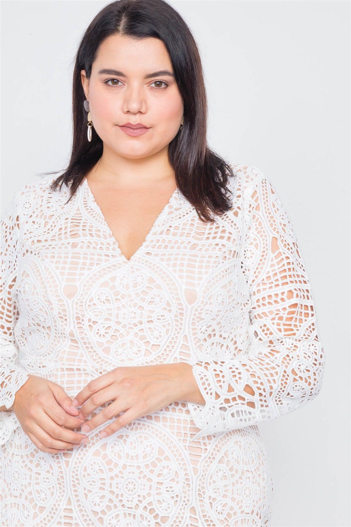 Plus Size Off-White Crochet Scallop Hem Mini Dress