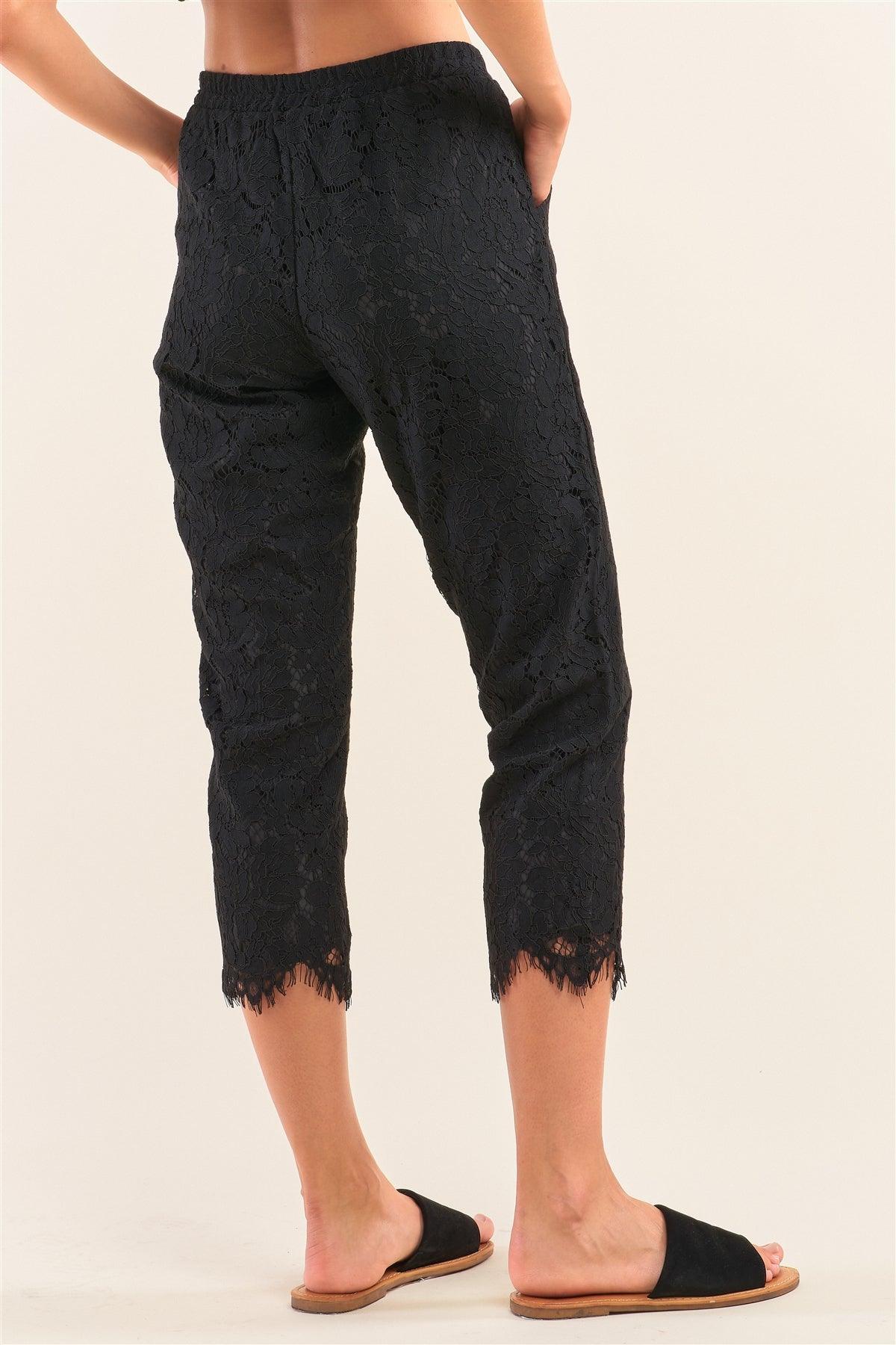Black Mid-Rise Crochet Lace Shredded Scallop Hem Capri Pants