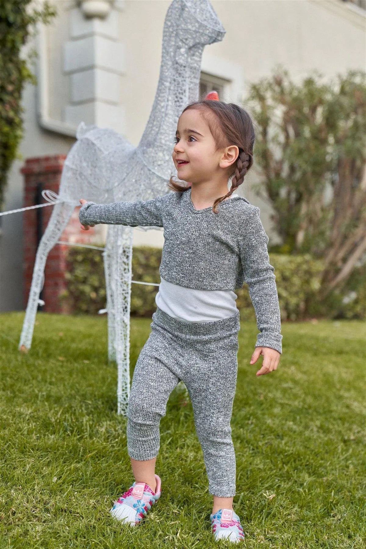 Girls Heather Grey Long Sleeve V-Neck Hooded Cropped Top & High-Waisted Skinny Pants Two Piece Set /1-2-1-1-1 - Tasha Apparel Wholesale