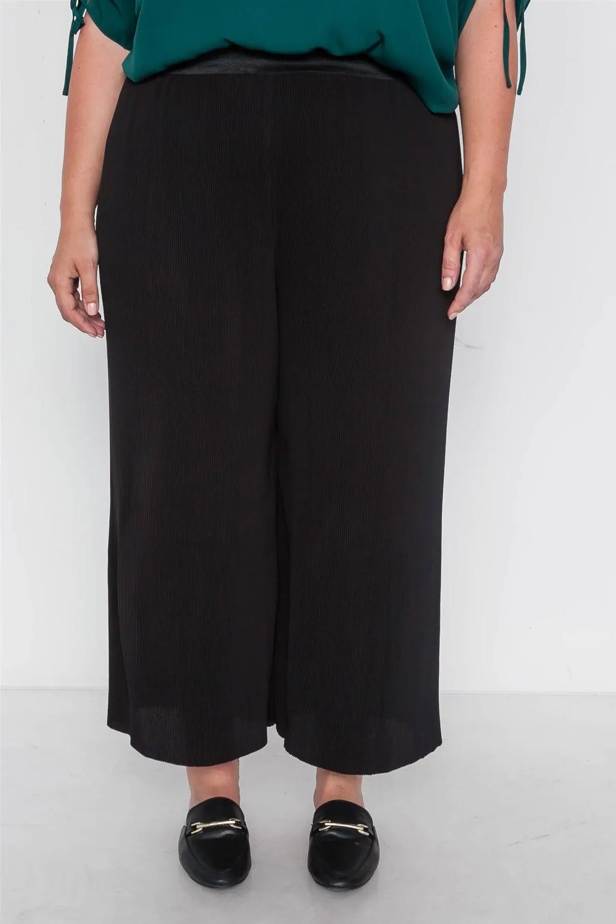 Plus Size Black Ribbed Wide Leg Ankle Pants /2-2-2 - Tasha Apparel Wholesale