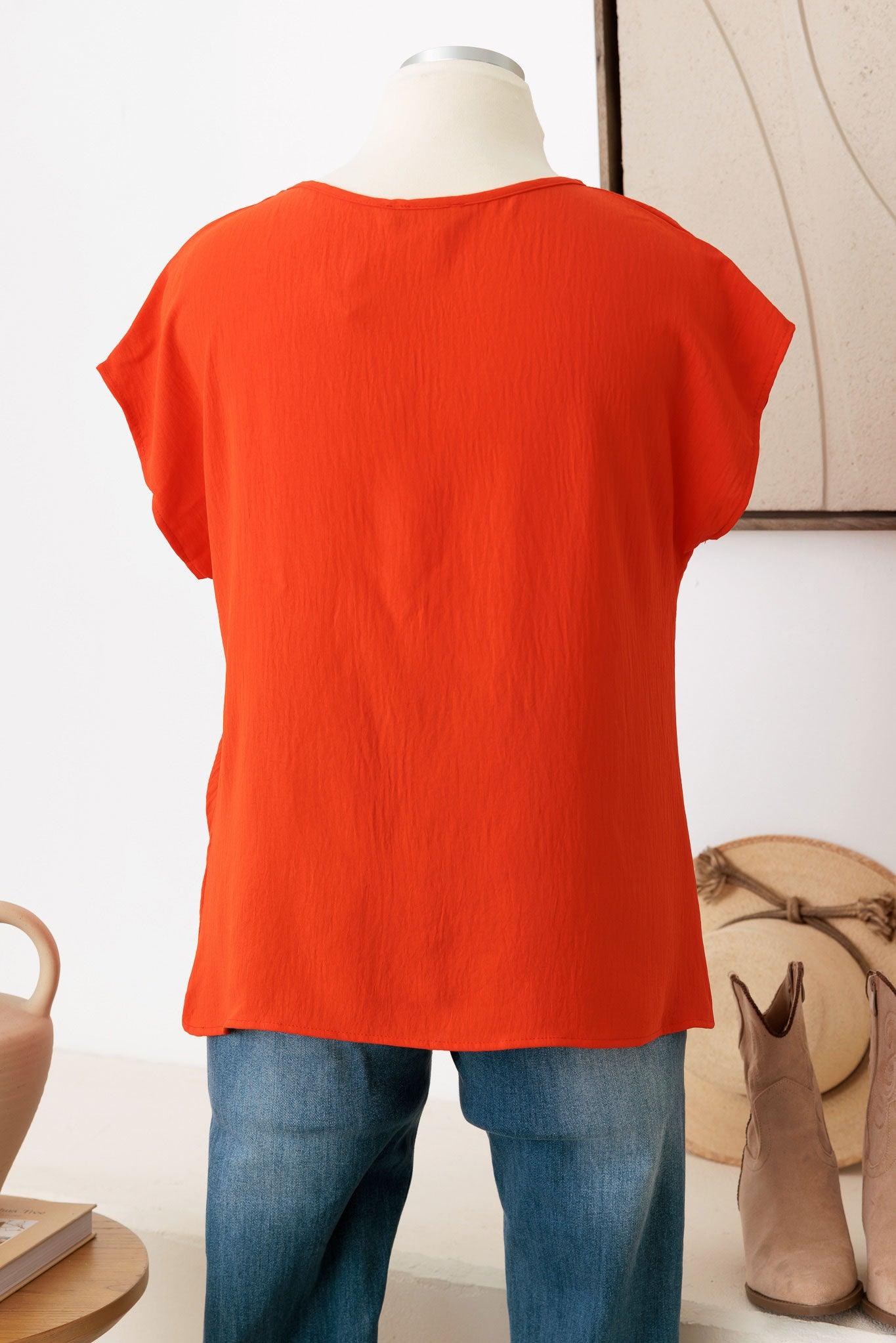 Plus Size Front Knot Solid Woven Tee