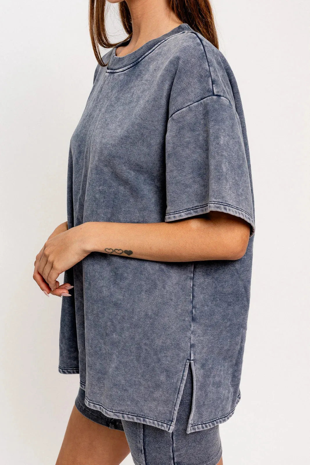 Short Sleeve Crew Neck Washed Oversized Basic Tunic Top - Tasha Apparel Wholesale