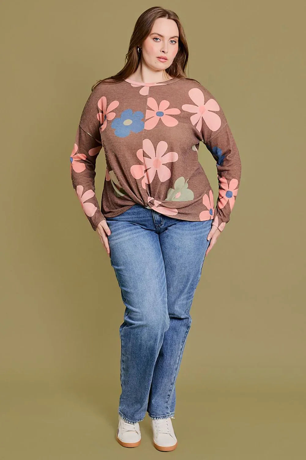 Plus Size Retro Floral Print Long Sleeve Twisted Hem Relaxed Fit Boutique Top