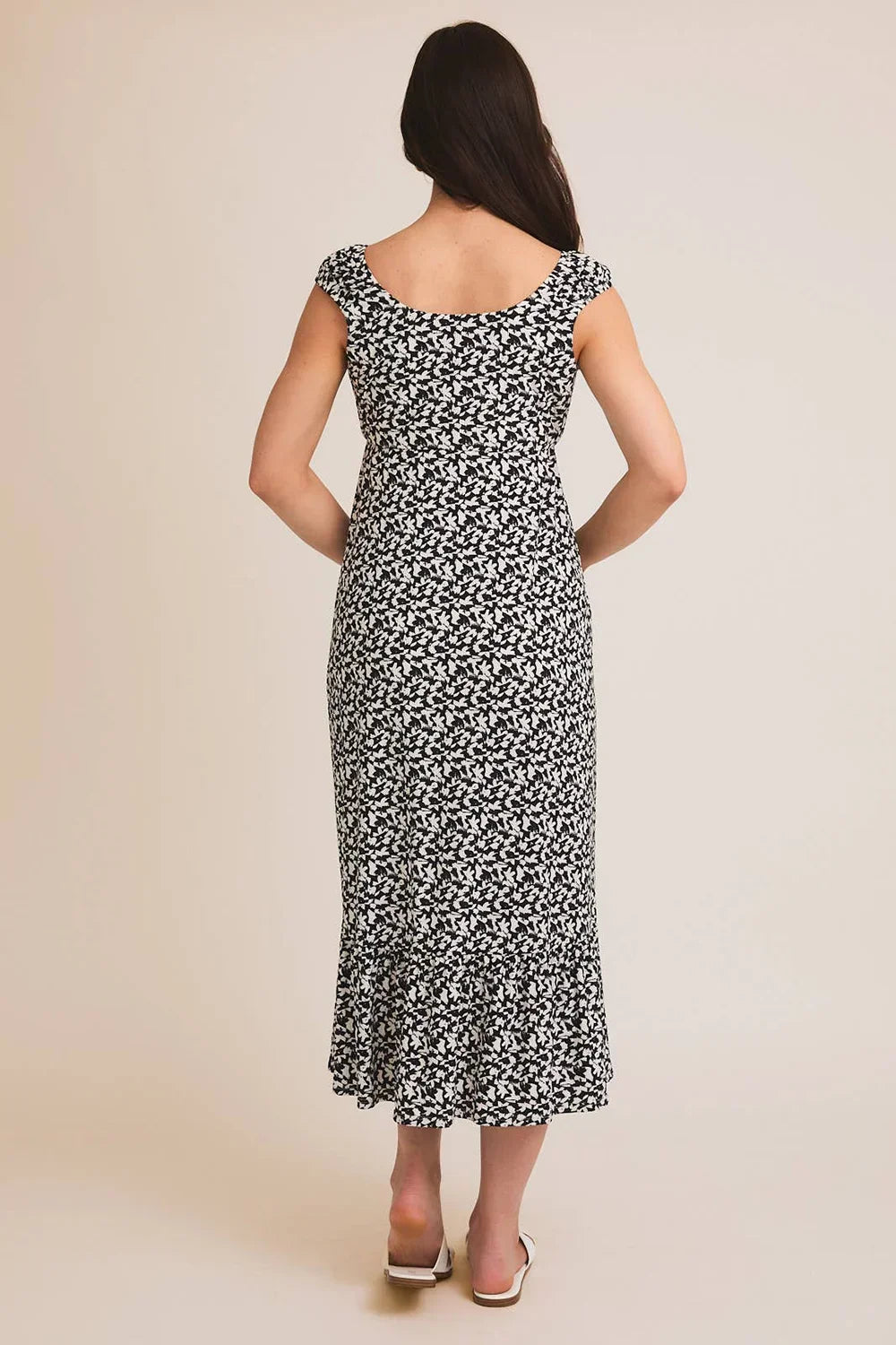 Plus Size Black White Abstract Print Off Shoulder Ruffle Sleeve Maxi Dress