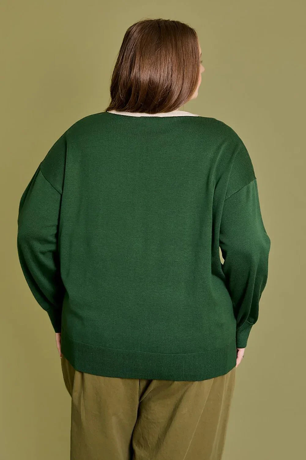 Plus Size "Malibu Golf Club" Graphic Knit Long Sleeve Crew Neck Relaxed Fit Sweater