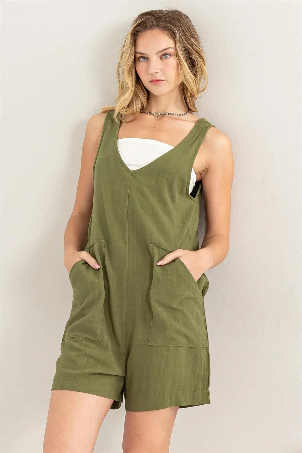 Boho Linen Side Pockets Sleeveless Flowy Romper Boho Linen Side Pockets Sleeveless Flowy Romper
