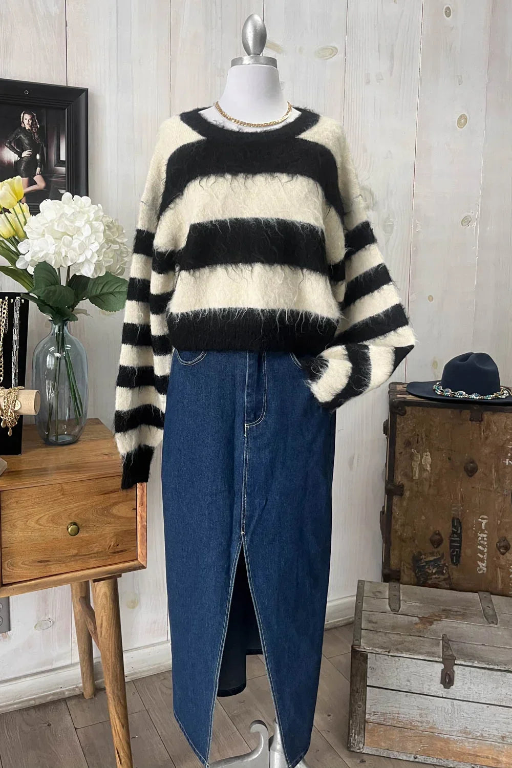Black White Striped Fuzzy Knit Long Sleeve Cropped Sweater