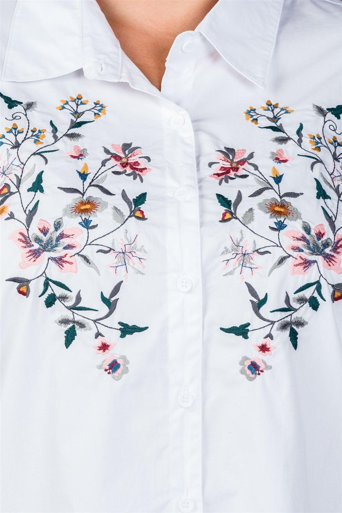 White Plus Size Floral Embroidered Button Down Shirt / 2-3