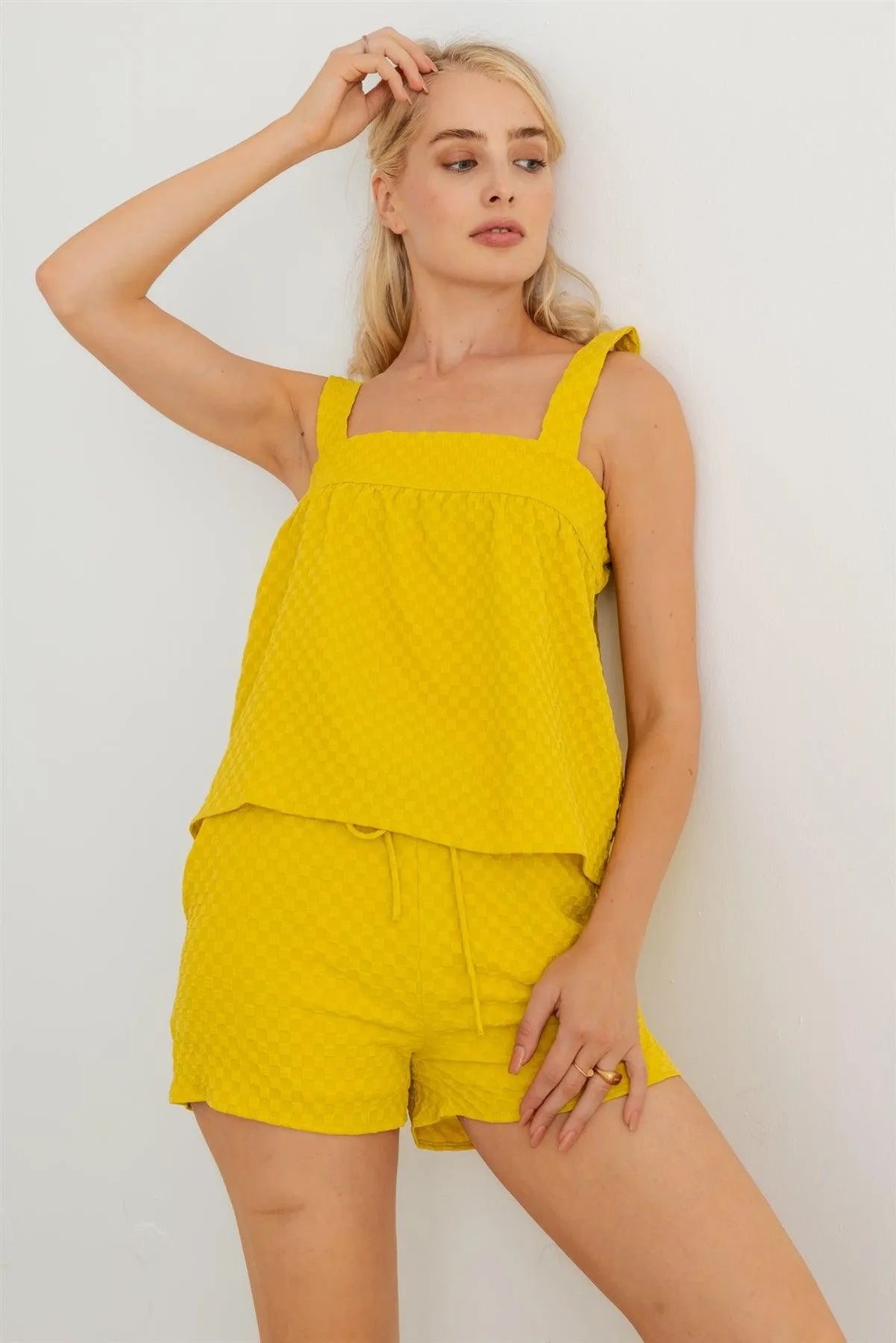 Textured Sleeveless Flare Top & High Waist Two Pocket Shorts Set - Tasha Apparel Wholesale