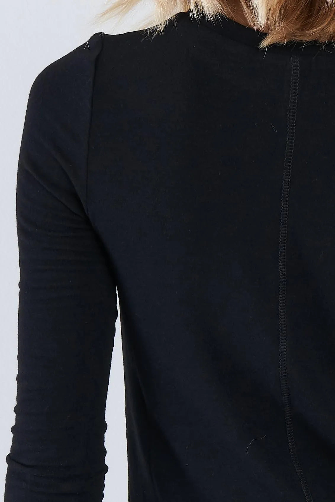 Black Casual Basic Long Sleeve Stretchy Bodycon Top - Tasha Apparel Wholesale
