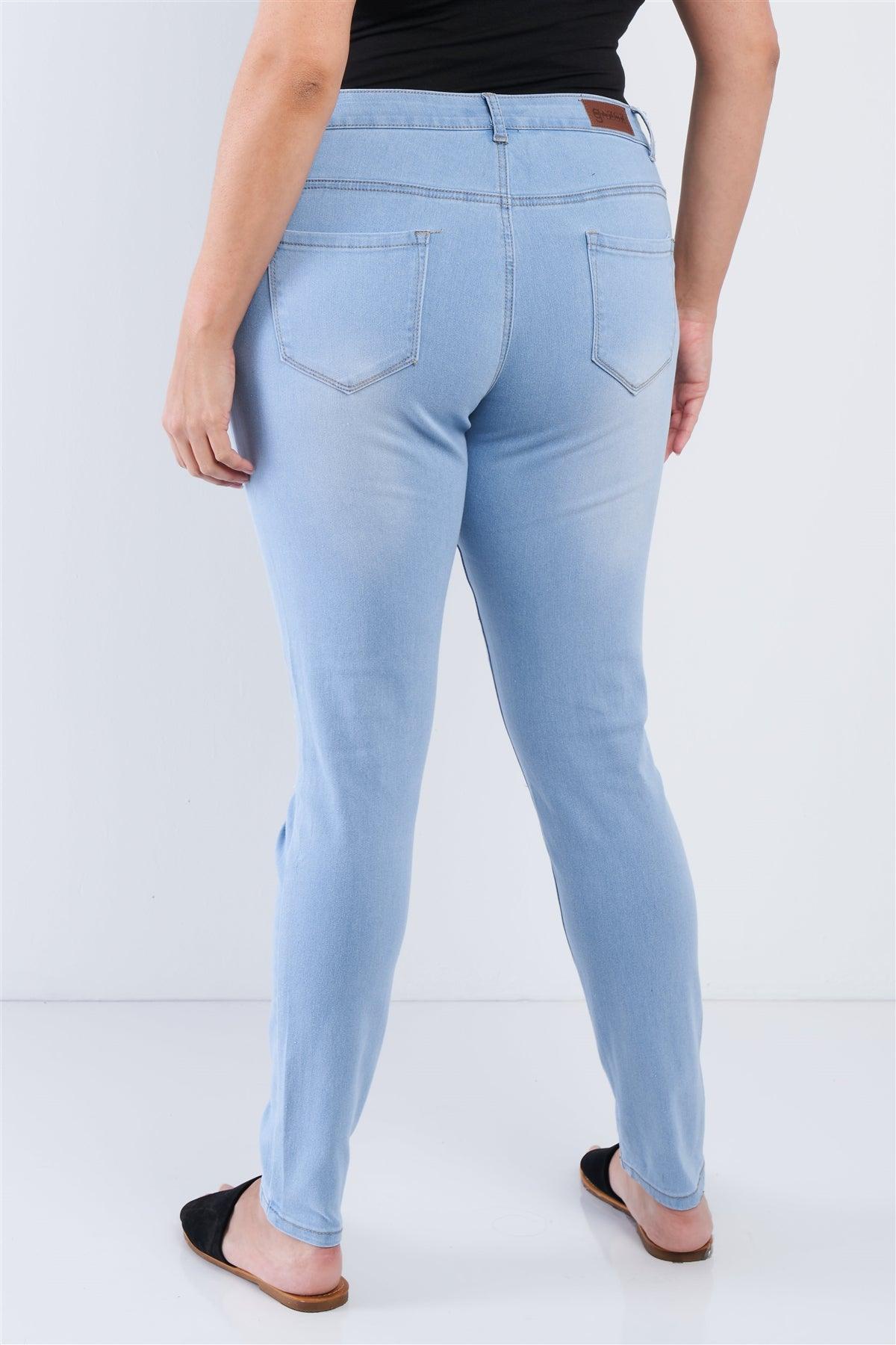 Junior Plus Size Light Blue Mid-Rise Distressed Denim Pants /1-2-3-3-2-1