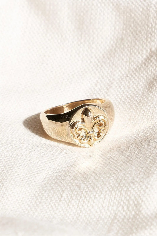 Gold Fleur-De-Lis Engraved Metallic Ring /6 Pieces - Tasha Apparel Wholesale