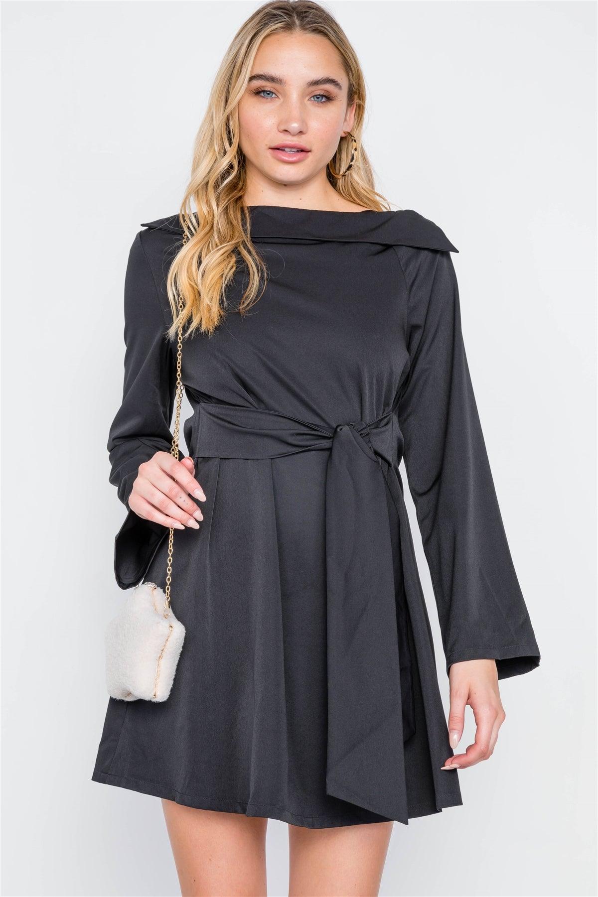 Black Straight Neck Solid Front-Tie Dress /2-3-2