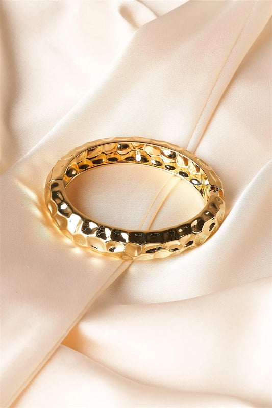 Gold Warped Metallic Bangle Bracelet /1 Piece - Tasha Apparel Wholesale