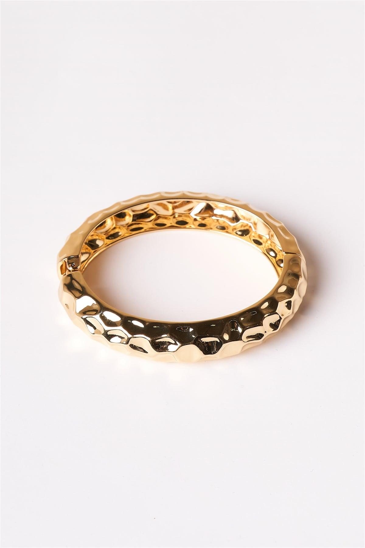 Gold Warped Metallic Bangle Bracelet /1 Piece