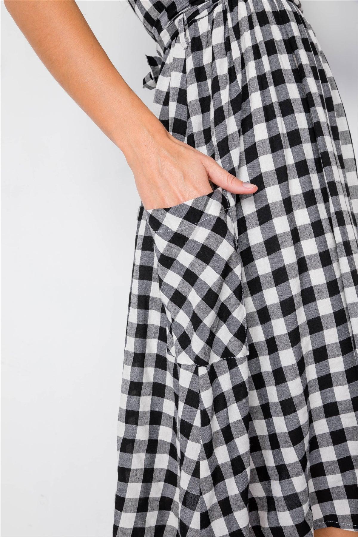 Black Scoop Neck Side Pockets Checkered Gingham Midi Dress /2-2-2
