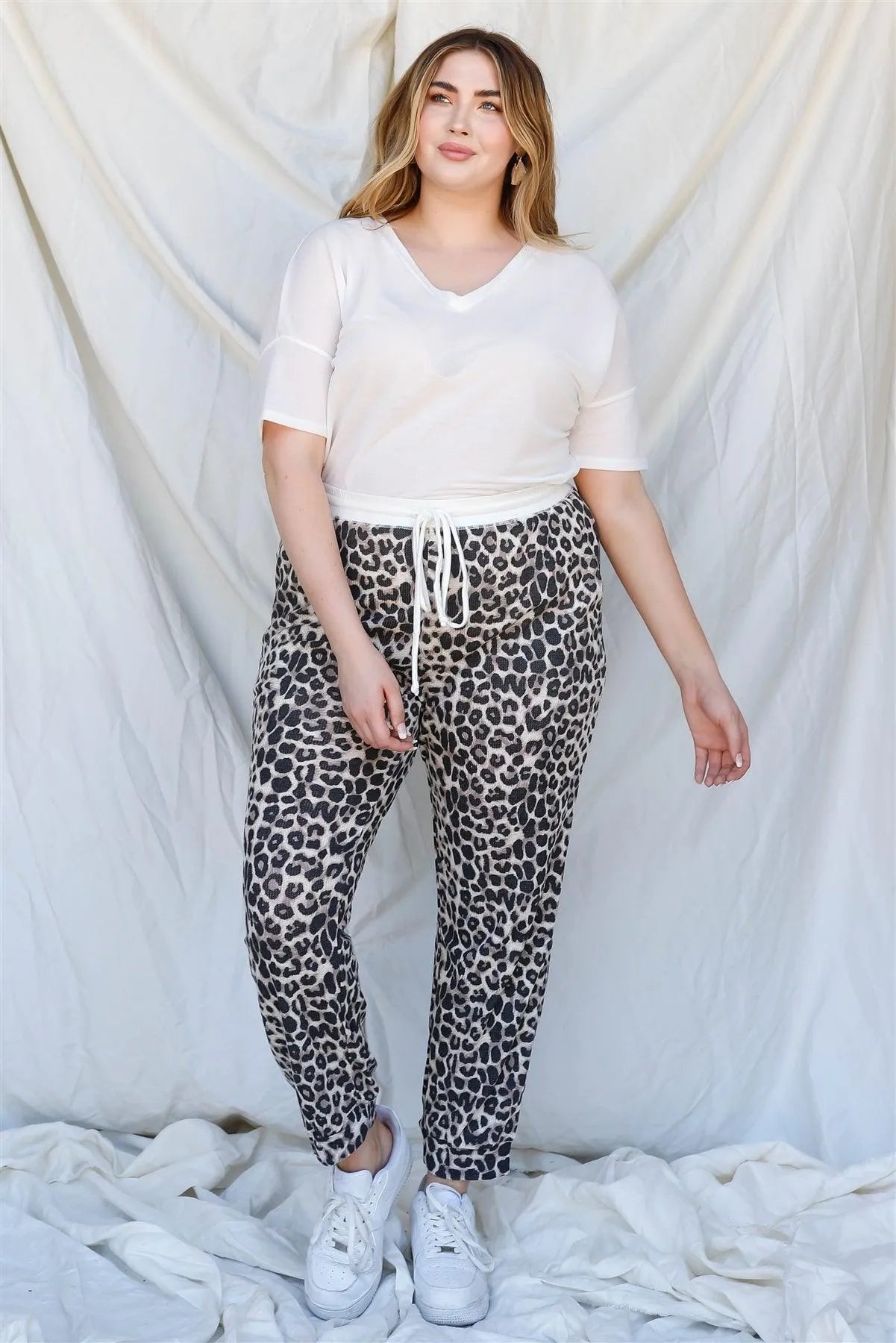 Junior Plus Brown Leopard Print Two Pocket Joggers Pants /2-1-1 - Tasha Apparel Wholesale