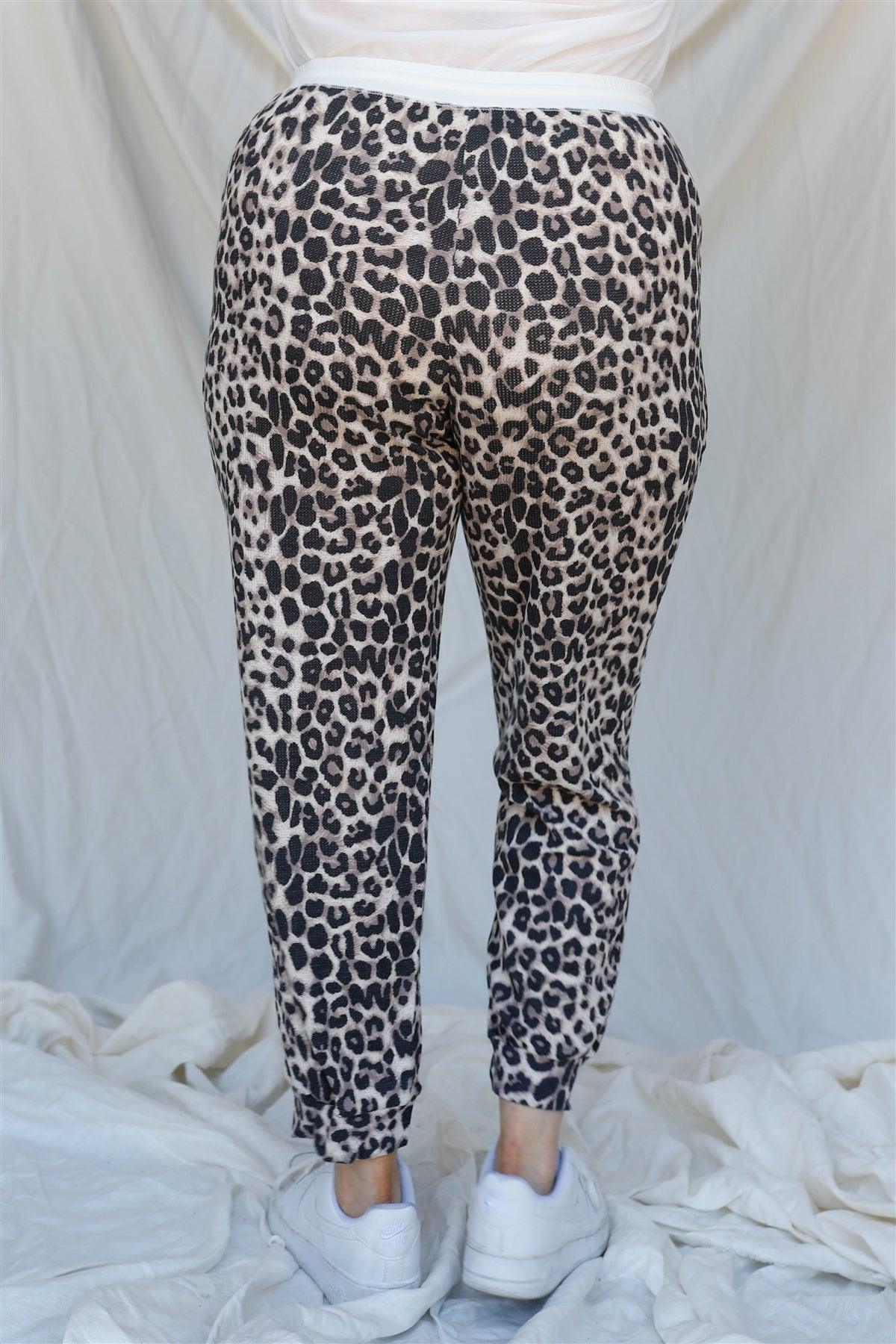 Junior Plus Brown Leopard Print Two Pocket Joggers Pants /3-2-1