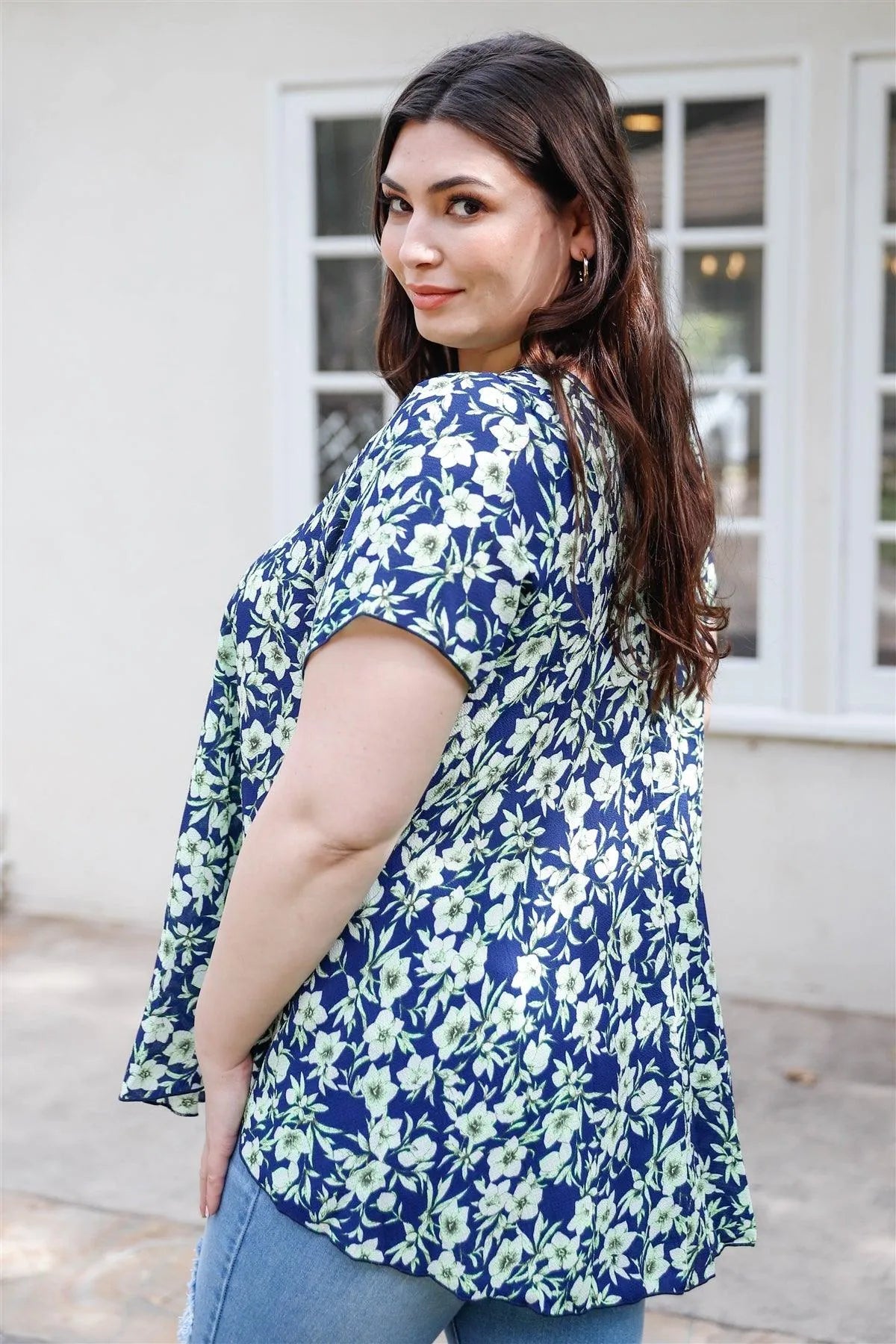 Junior Plus Navy Flower Print V-Neck Short Sleeve Top /2-2-2 - Tasha Apparel Wholesale