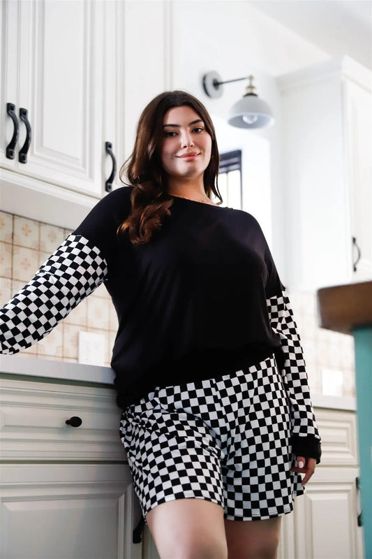 Junior Plus Black & White Checkered Pattern Long Sleeve Top & Shorts Set /1-1-1 - Tasha Apparel Wholesale