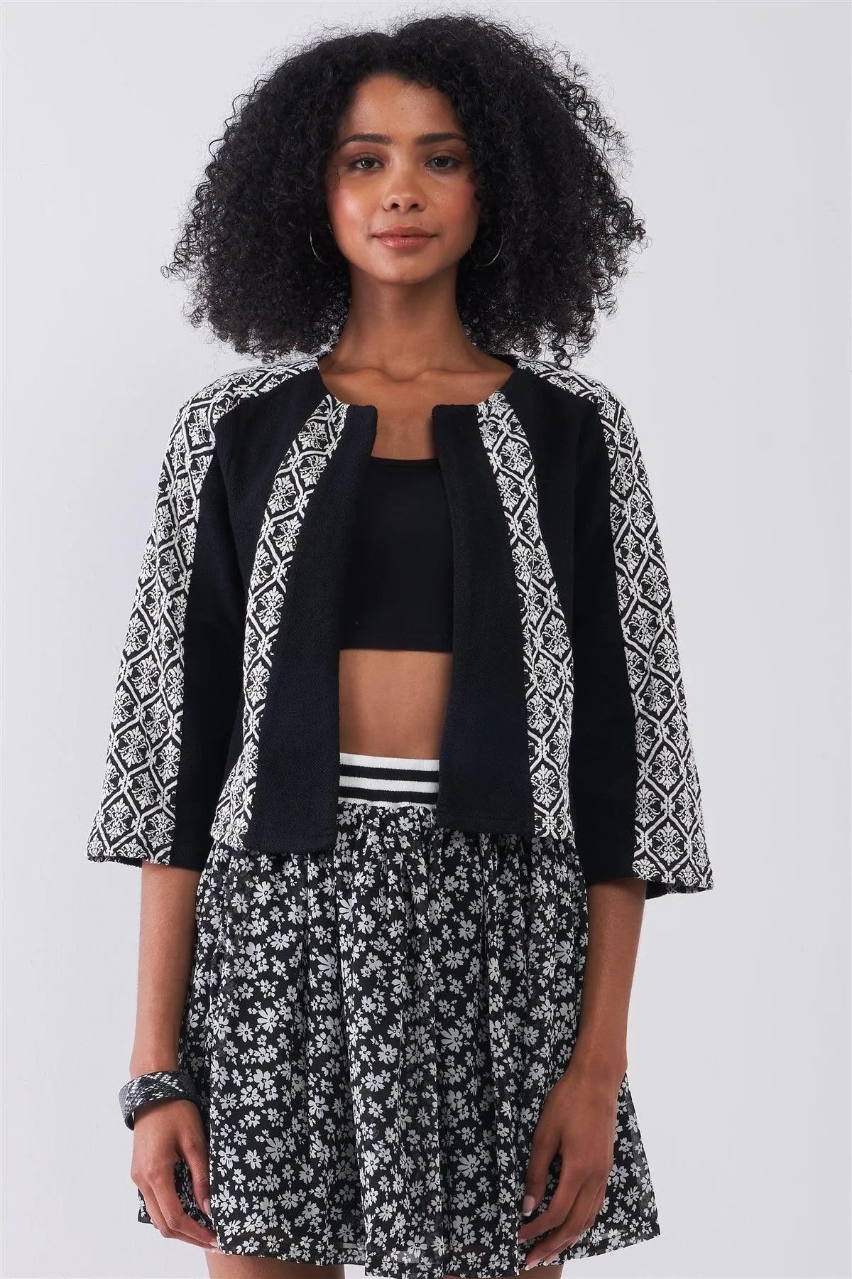 Black & White Damask Print Round Neck Open Front 3/4 Sleeve Cropped Jacket /1-2-2-1 - Tasha Apparel Wholesale