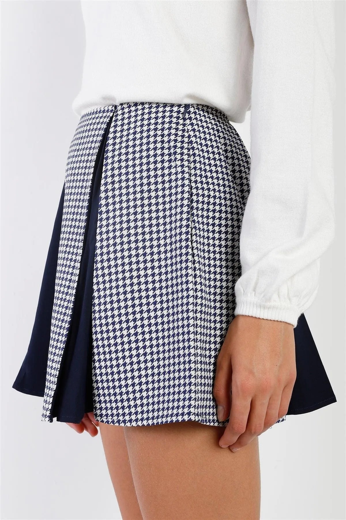 Navy & Cream Houndstooth Print Pleated High Waist Mini Skirt - Tasha Apparel Wholesale