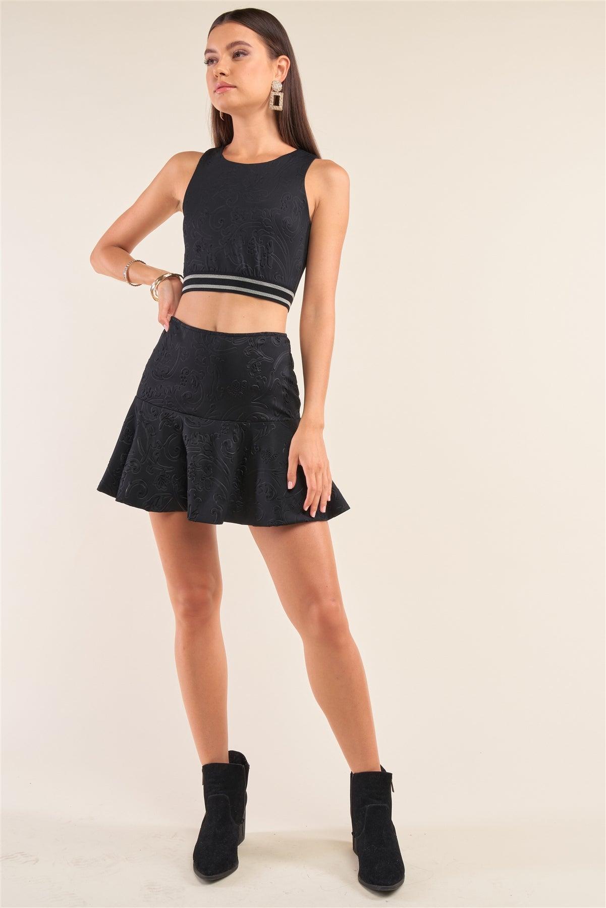Black Embossed Jacquard Pattern Banded Crop & Mini Flare Skirt Set /1-2-2-1