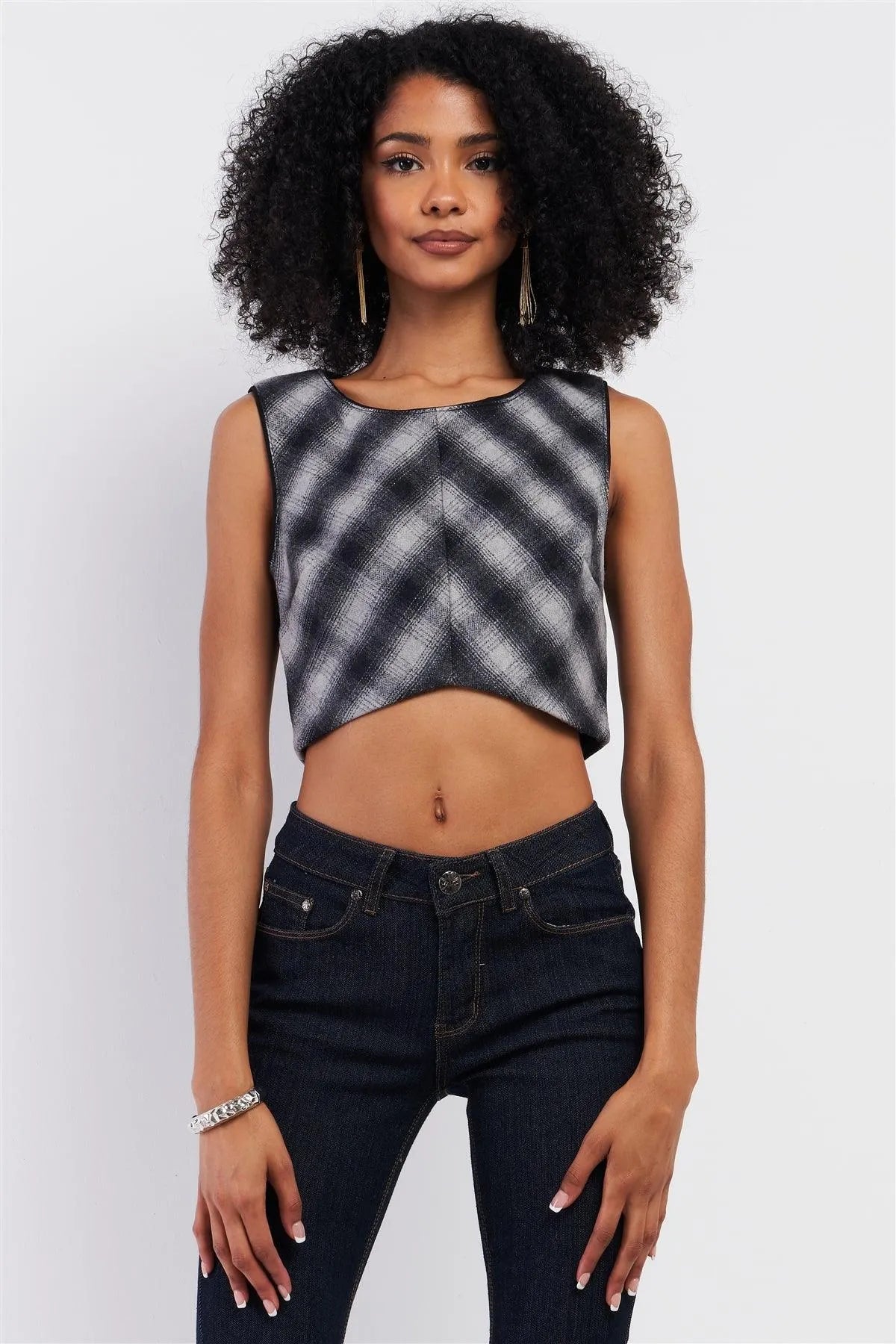Black And Grey Checkered Sleeveless Round Neck Woolen Cropped Top /2-2-1 - Tasha Apparel Wholesale