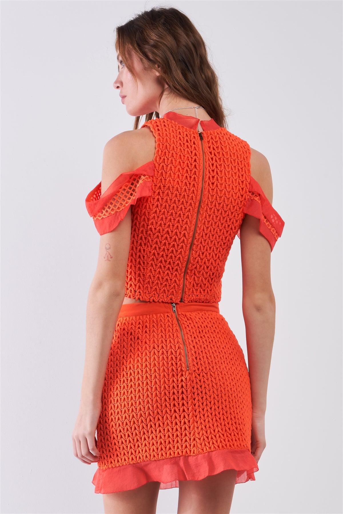 Orange-Red Mock Neck Off-The-Shoulder Embroidery Top & High-Waisted Flare Hem Bell Mini Skirt Set /1-2-2-1