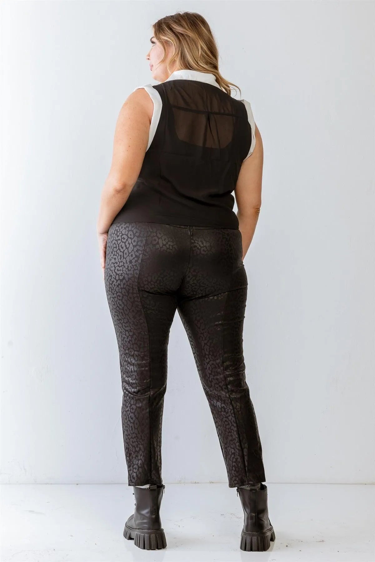 Black & White Sheer Buttoned Down Sleeveless Front Knot Top /2-2-2 - Tasha Apparel Wholesale