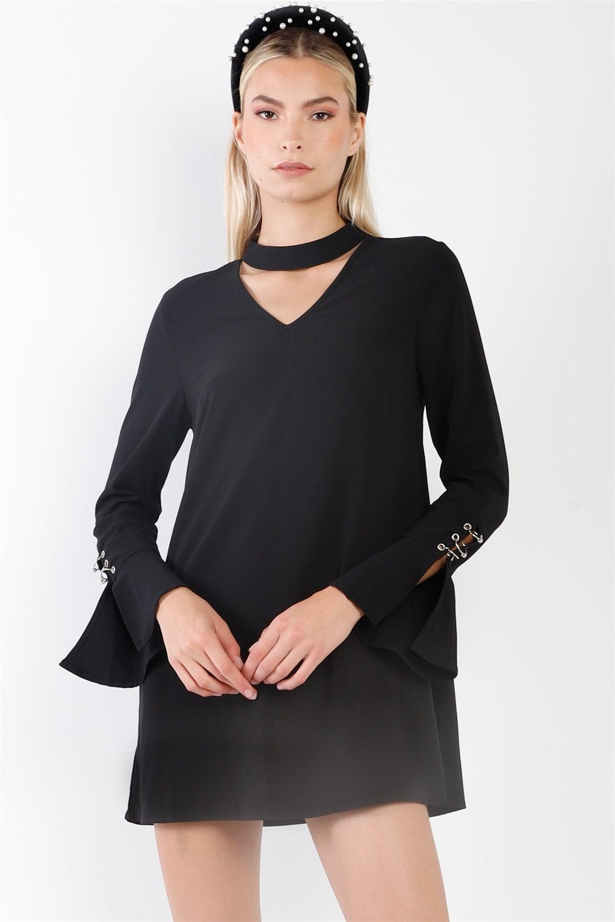 Black Long Sleeve V-Cut Out Solid Mini Dress /2-2-2