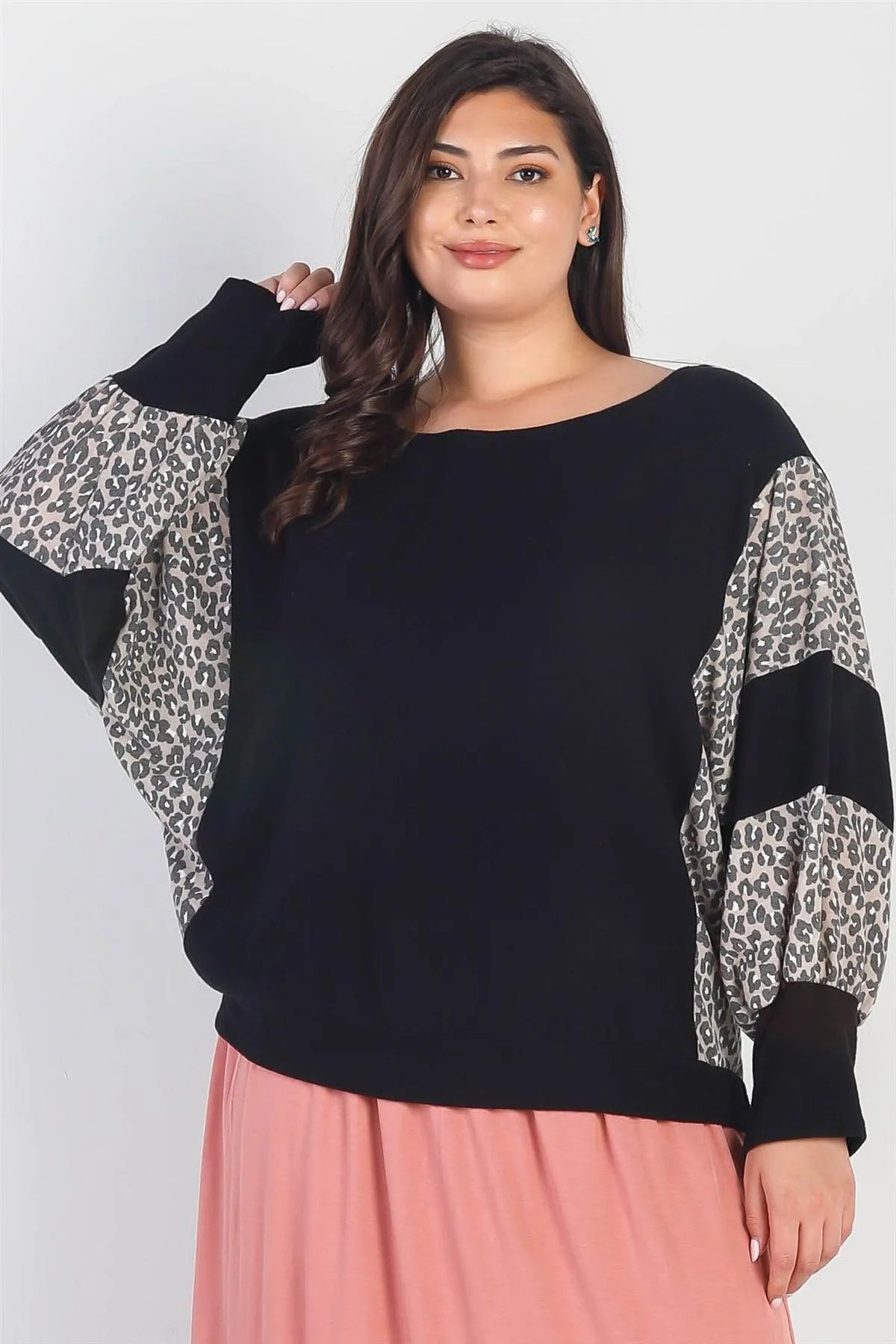 Junior Plus Black Flannel Leopard Print Colorblock Dolman Sleeve Top /3-2-1 - Tasha Apparel Wholesale