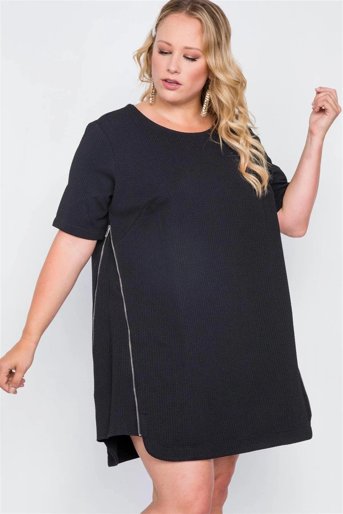Plus Size Black Textured Short Sleeve Dress - Tasha Apparel Wholesale