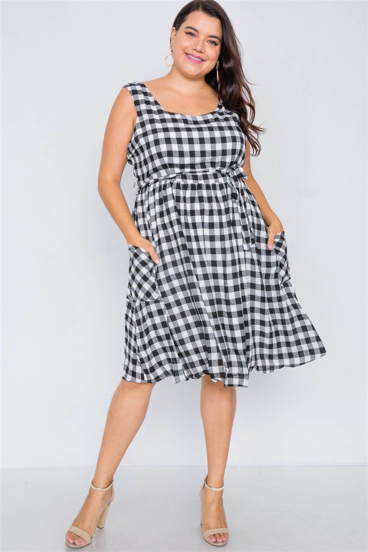 Junior Plus Size Black Scoop Neck Side Pockets Checkered Gingham Midi Dress /1-2-2-1