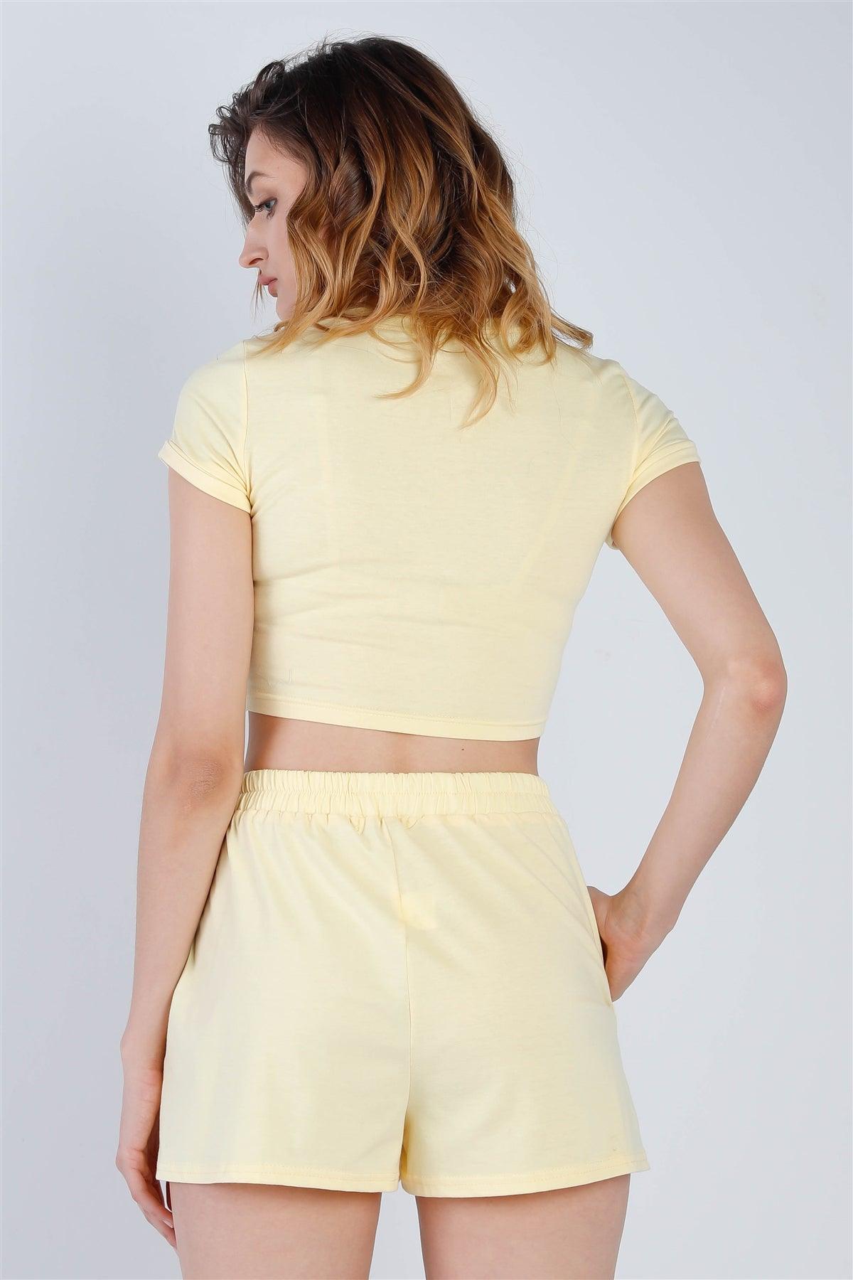 Yellow Cut-Out Detail Self-Tie Hem Short Sleeve Crop Top & High Waist Short Set /2-2-2