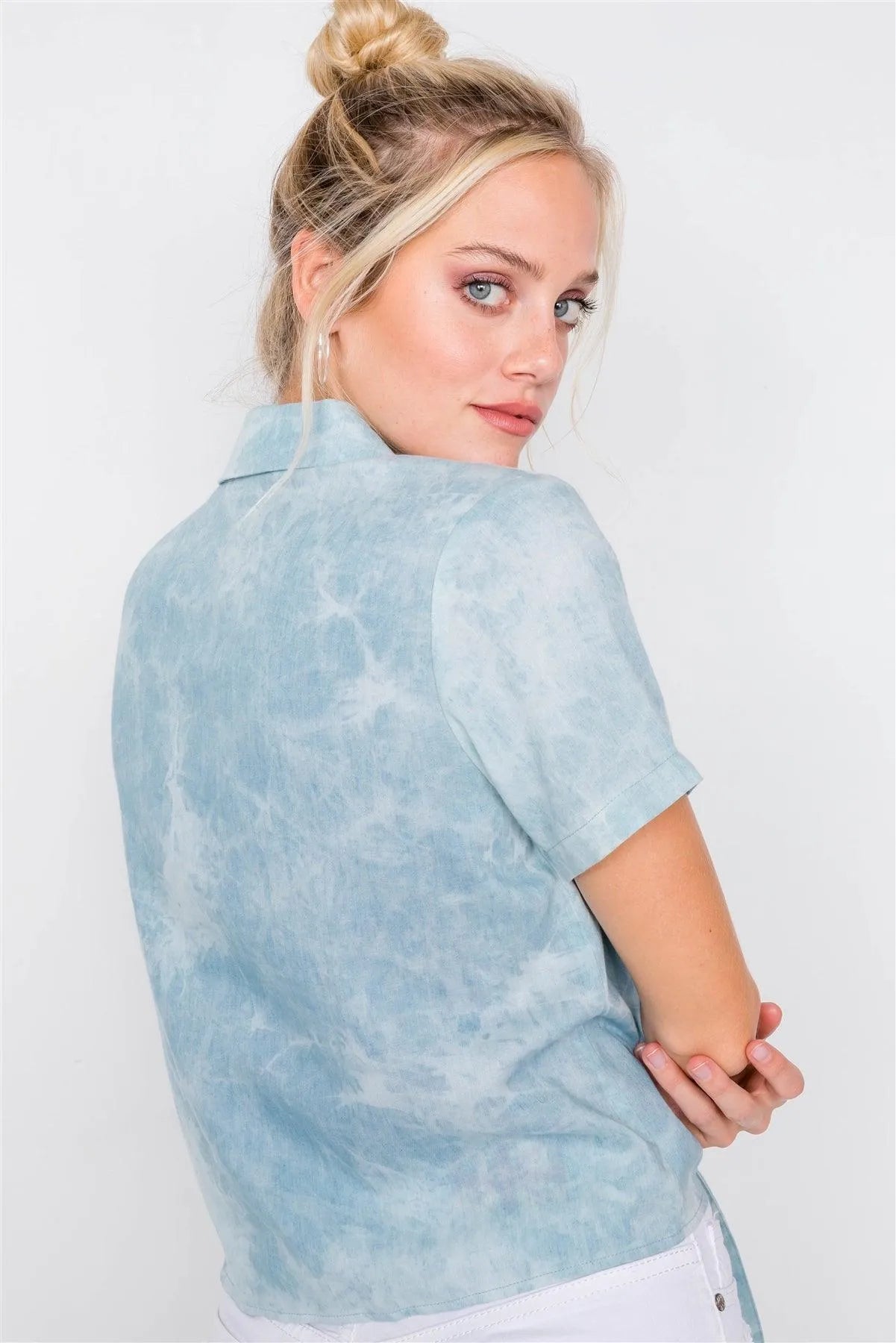 Blue V-Neck Front Knot Short Sleeve Crop Top /3-2-2 - Tasha Apparel Wholesale