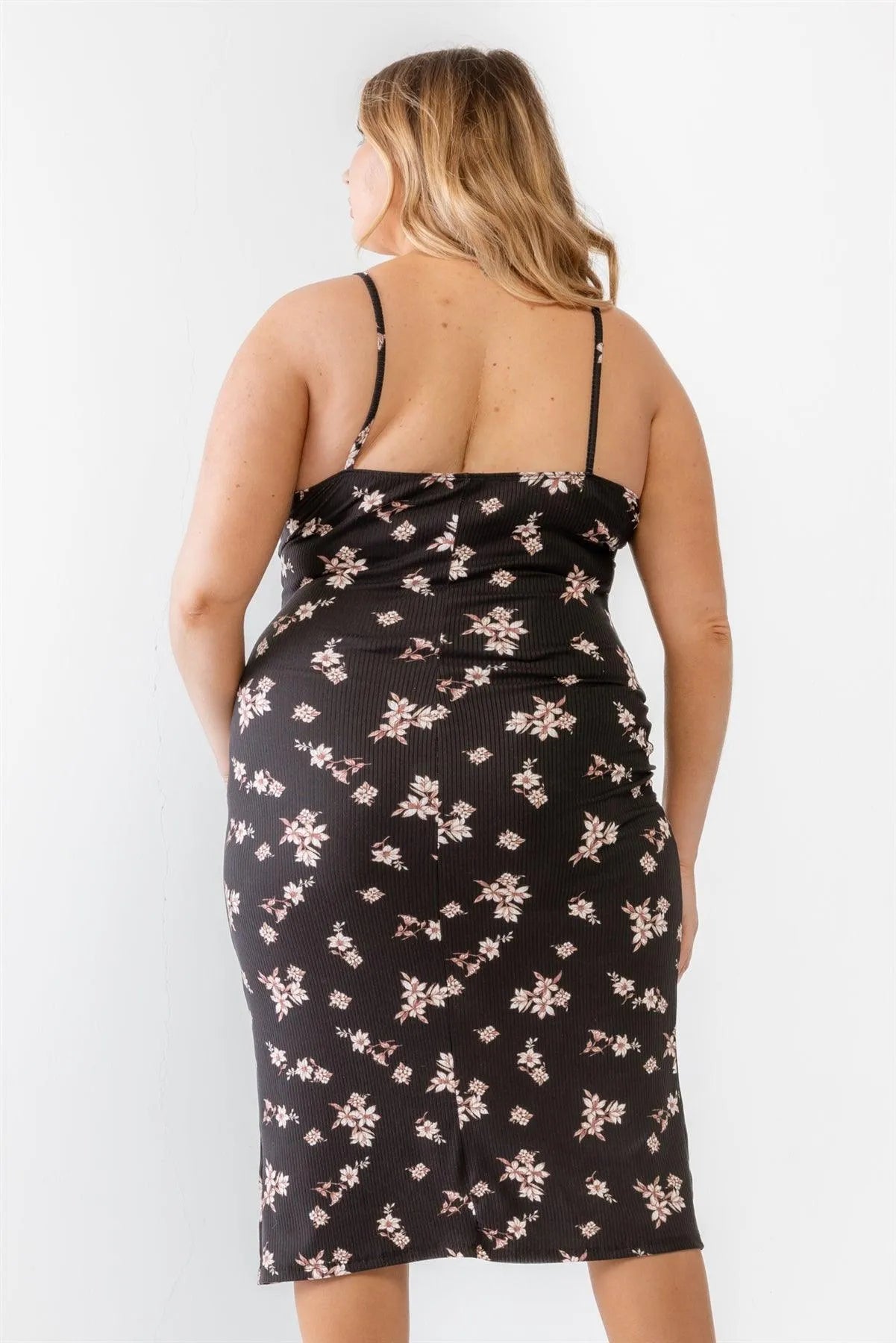 Junior Plus Black Floral Ribbed Ruched Sleeveless Midi Dress /1-1-1 - Tasha Apparel Wholesale